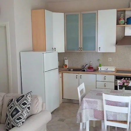 Cute Maisonette No2 On Coastal Sidewalk * Nikiti (Sithonia)