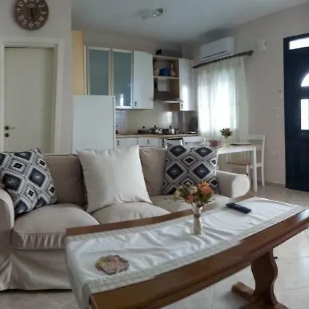 Cute Maisonette No2 On Coastal Sidewalk Nikiti (Sithonia)