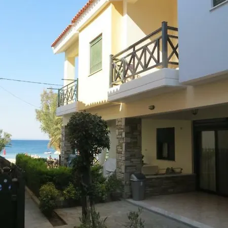 Cute Maisonette No2 On Coastal Sidewalk Nikiti (Sithonia)